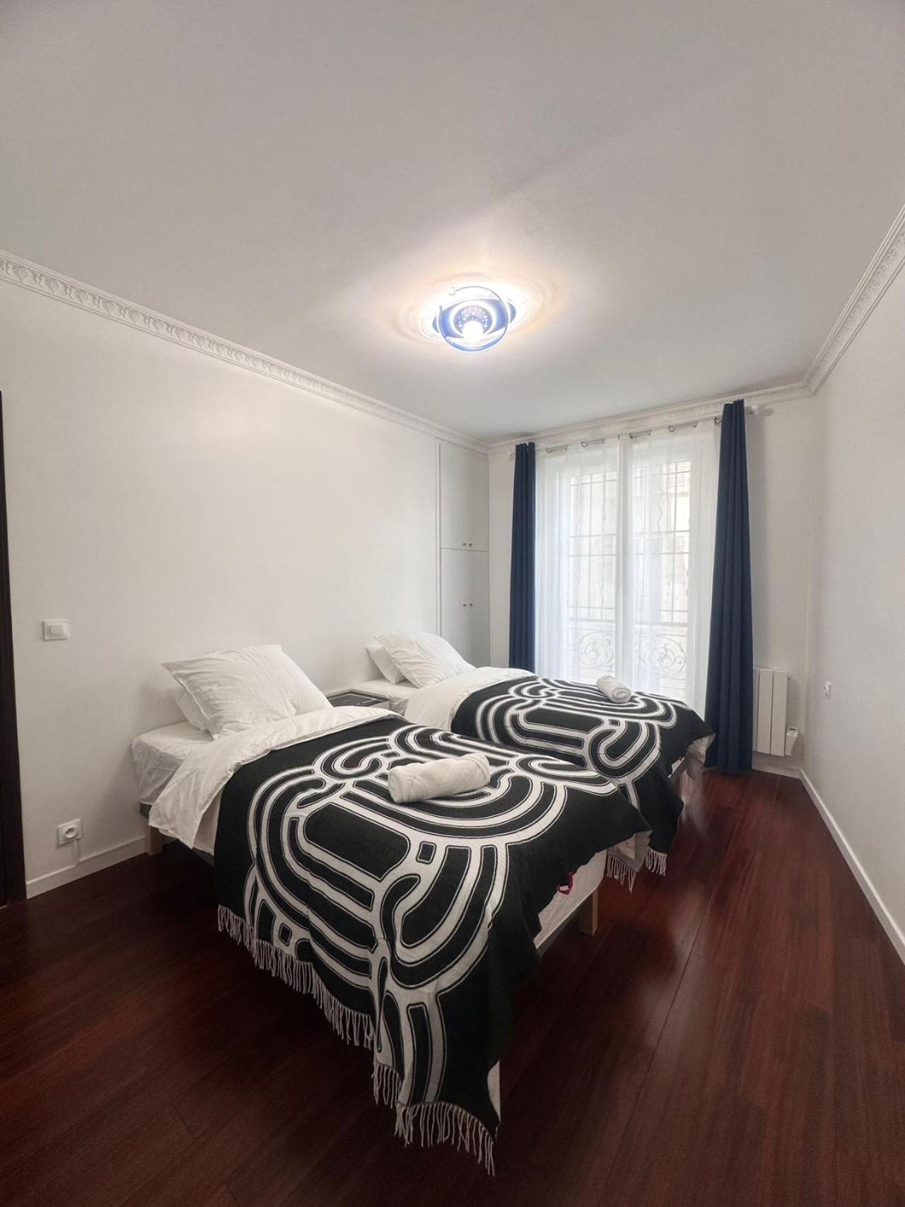 Superbe Appartement Renove Au Coeur De La Capitale Parijs Buitenkant foto